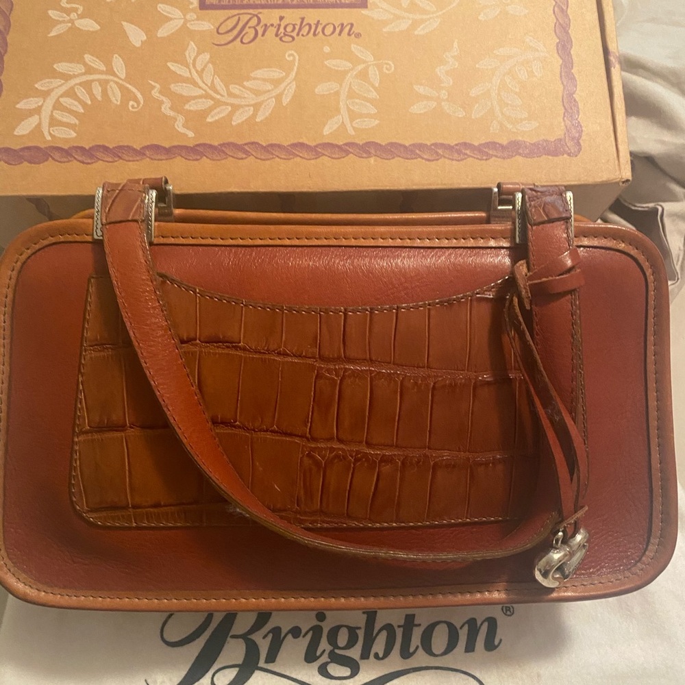 Handbag - Picture 2 of 6